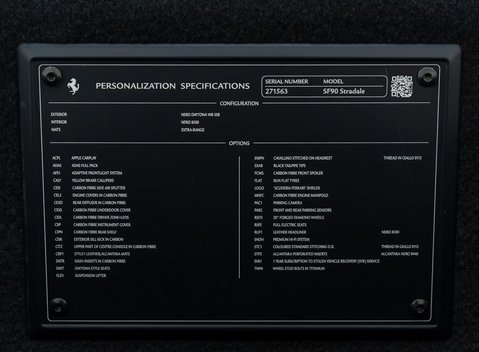 Ferrari SF90 Stradale 38