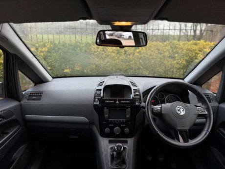 Vauxhall Zafira 1.8 Zafira Design Nav 5dr 26