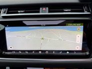 Land Rover Range Rover Velar R-DYNAMIC HSE 300D 34