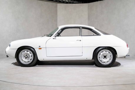 Alfa Romeo Giulietta SPRINT ZAGATO. 1 OF 200. EX COMPETITION CAR. EXTENSIVE DOCUMENTED HISTORY. 8