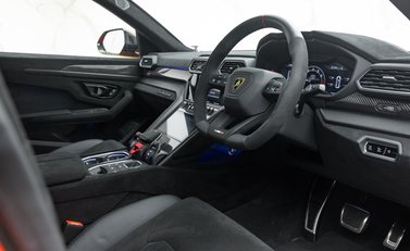 Lamborghini Urus PERFORMANTE 17