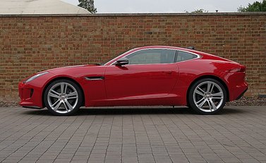 Jaguar F-Type V6 Coupe 5