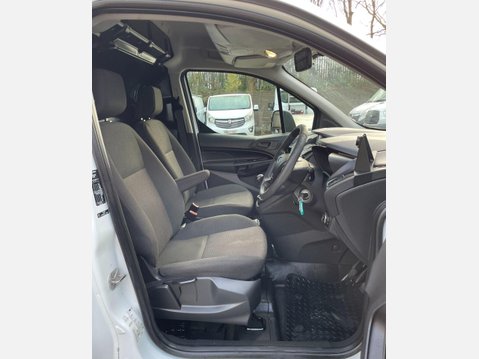 Ford Transit Connect 1.5 TDCi 220 L1 H1 5dr 23