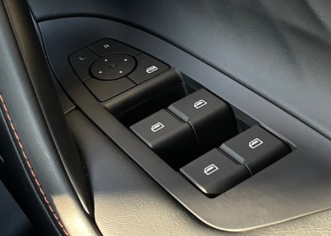 MG HS 1.5 T-GDI SE 18