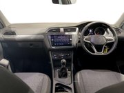 Volkswagen Tiguan 1.5 TSI Life SUV 5dr Petrol Manual Euro 6 (s/s) (150 ps) Air Con - Alloy Wh 19