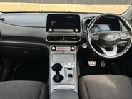 Hyundai KONA PREMIUM 3