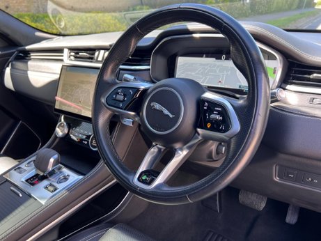 Jaguar F-Pace 2.0 D200 MHEV R-Dynamic HSE Auto AWD Euro 6 (s/s) 5dr 90