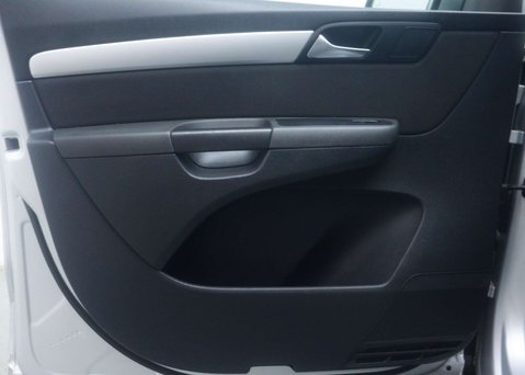 Volkswagen Sharan 1.4 Sharan SE Nav TSi Semi-Auto 5dr 47