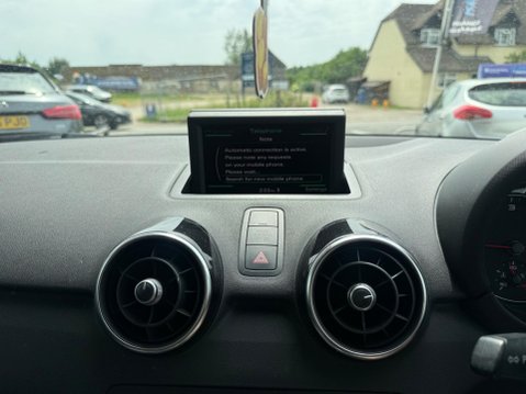 Audi A1 1.6 TDI Sport Euro 5 (s/s) 3dr 9