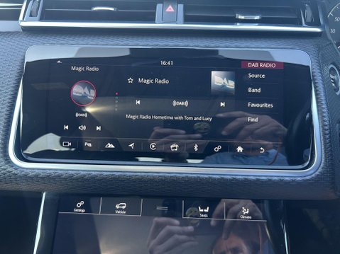 Land Rover Range Rover Velar 2.0 D180 R-Dynamic S Auto 4WD Euro 6 (s/s) 5dr 62