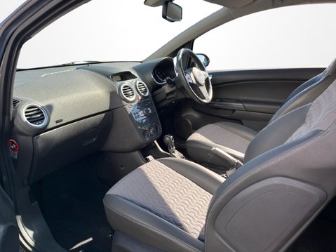 Vauxhall Corsa 1.4 SE 3dr Auto 2