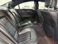 Mercedes-Benz CLS 2.1 CLS220d AMG Line Coupe 4dr Diesel G-Tronic+ Euro 6 (s/s) (177 ps) 36