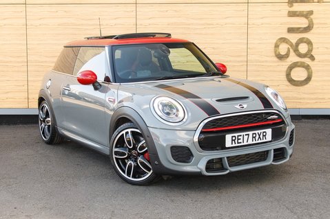 Mini Hatch JOHN COOPER WORKS 1