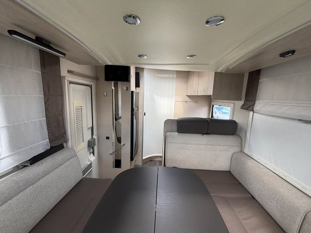 Chausson Flash Automatic | Flash 610 | 4 Berth | 4 Belts | Large Lounge | Rear Bathroom 9