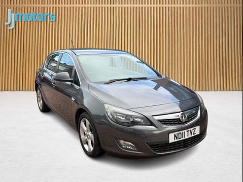 Vauxhall Astra 1.6 16v SRi Hatchback 5dr Petrol Auto Euro 5 (115 ps) 37