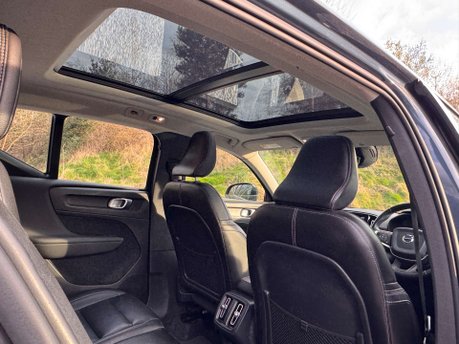 Volvo XC40 2.0 XC40 Inscription Pro D4 AWD Auto 4WD 5dr 19