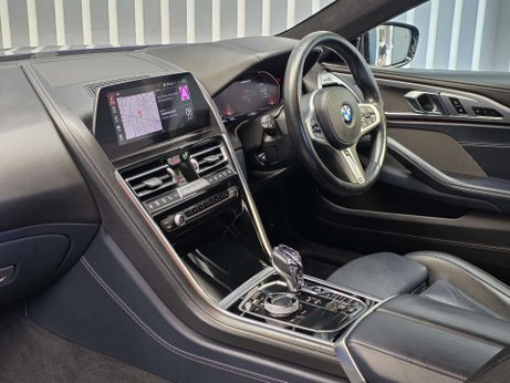 BMW 8 Series 4.4 M850i V8 Coupe 2dr Petrol Steptronic xDrive Euro 6 (s/s) (530 ps) 5