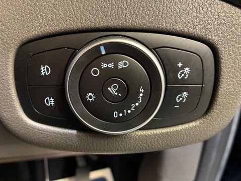 Ford Grand Tourneo Connect 1.5 EcoBlue Zetec Auto Euro 6 (s/s) 5dr 21