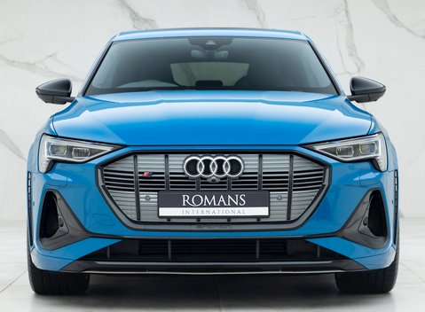 Audi E-Tron S Sportback 4