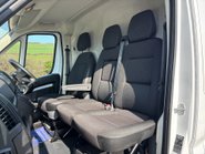 Peugeot Boxer 333 L1 H1 120 ps BlueHdi Professional - Sat Nav & Air Con 3