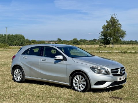 Mercedes-Benz A Class A180 CDI BLUEEFFICIENCY SE AUTOMATIC 1