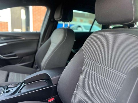 Vauxhall Insignia 2.0 CDTi SRi VX Line Nav Sports Tourer Euro 6 (s/s) 5dr 46