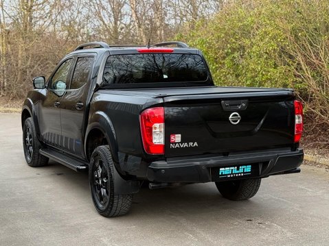 Nissan Navara 2.3 dCi N-Guard Auto 4WD Euro 6 4dr 3