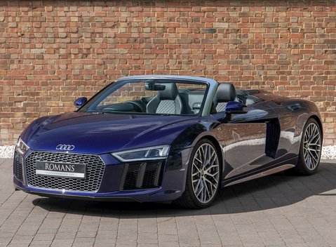 Audi R8 V10 Spyder 6