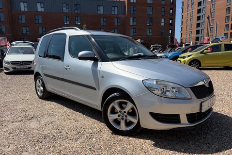 Skoda Roomster SE PLUS.7 SERVICES..IDEAL FOR DOGS, WHEELCHAIR.SUNROOF 1