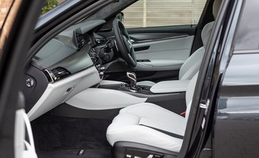 BMW M5 Competition 16