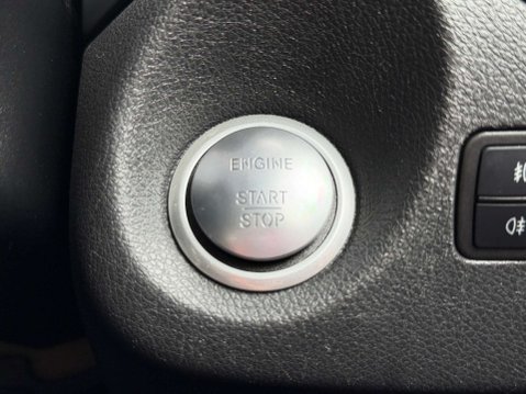 Mercedes-Benz GLA 1.6 GLA 180 Urban Edition Auto 5dr 21