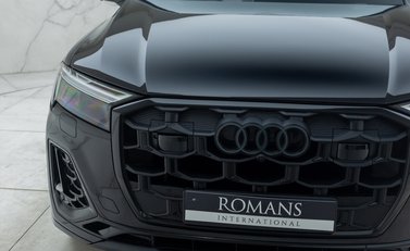 Audi SQ7 BLACK EDITION 31