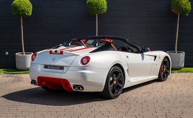 Ferrari 599 SA Aperta 4