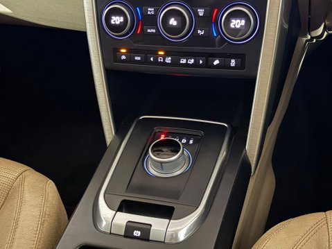 Land Rover Discovery Sport SD4 HSE 16