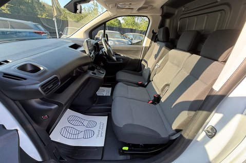 Toyota Proace City L1 DESIGN - NO VAT - AUTO - 1.5 DIESEL - REVERSE CAM - CARPLAY 16