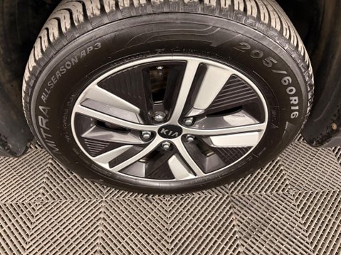 Kia Niro 1.6 GDi 2 DCT Euro 6 (s/s) 5dr 28