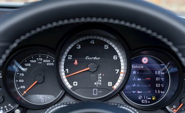 Porsche 911 Turbo Cabriolet (991.2) 18