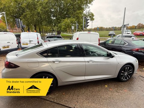 Vauxhall Insignia 1.5 Insignia Design TD 5dr 2
