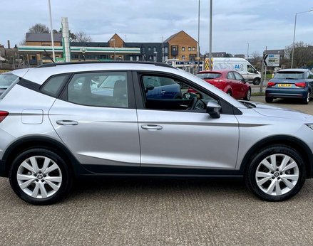 SEAT Arona 1.0 Arona SE Technology TSi Semi-Auto 5dr 10