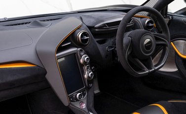 McLaren 720S Performance 14