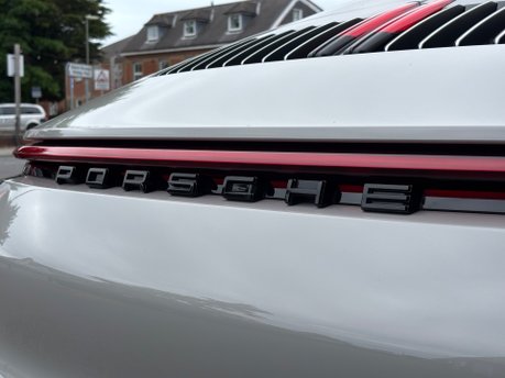 Porsche 911 3.0T 992 Carrera 4 Coupe 2dr Petrol PDK 4WD Euro 6 (s/s) (385 ps) 14