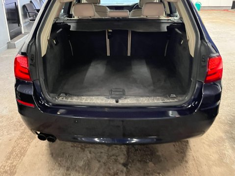 BMW 5 Series 2.0 520d SE Touring Euro 5 5dr 35