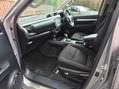 Toyota Hilux INVINCIBLE 4WD D-4D DCB AUTO 14