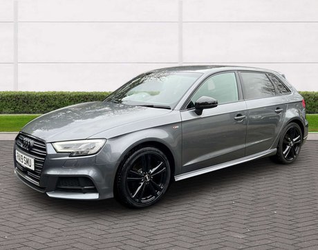 Audi A3 1.5 A3 Sportback 35 TFSI Black Edition 5dr 7