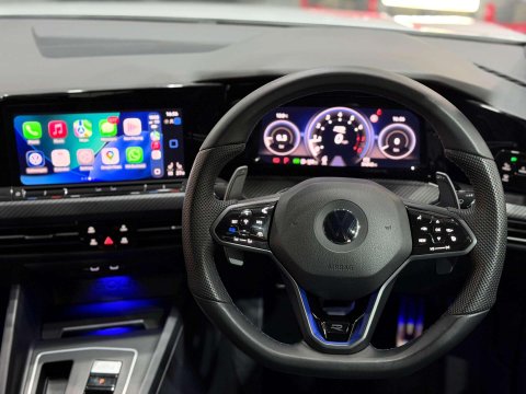 Volkswagen Golf 2.0 TSI R Hatchback 5dr Petrol DSG 4Motion Euro 6 (s/s) (320 ps) 8