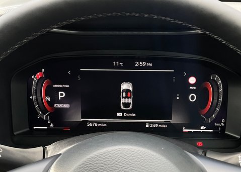 Nissan Juke DIG-T TEKNA DCT 26