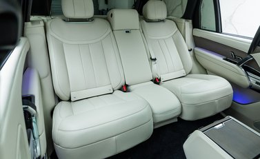 Land Rover Range Rover P530 FIRST EDITION LWB 17