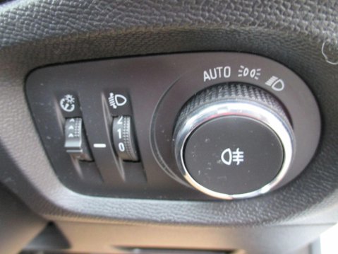 Vauxhall Corsa 1.2 Turbo SE Premium Euro 6 (s/s) 5dr 29