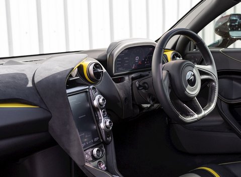 McLaren 720S Peformance 17