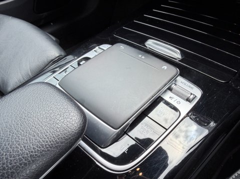 Mercedes-Benz CLA Class 2.0 CLA 220 AMG LINE PREMIUM 18